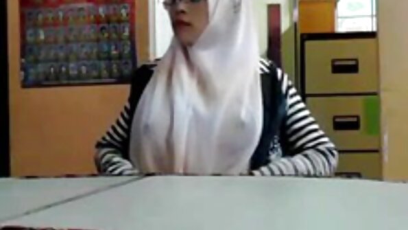 قرنية افلام سكس مترجم محارم شقراء صديقة يغوي صديقها