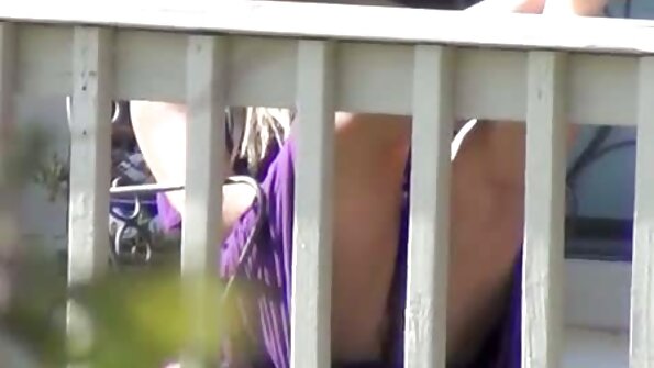 GiveMePink كيرا الساخنة يلعب افلام سكس مترجم xnxx معها ضخمة الثدي والعصير كس